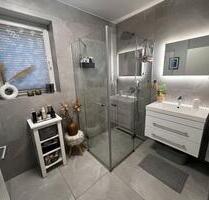 Wunderschöne 2-Zimmer-Wohnung mit 2 Balkonen ab Mai verfügbar - Gummersbach Wunderschöne 2-Zimmer-Wohnung mit 2 Balkonen ab Mai verfügbar - Gummersbach