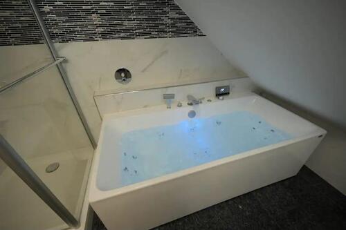 Foto - 5-Zimmer Maisonette mit Whirlpool in München