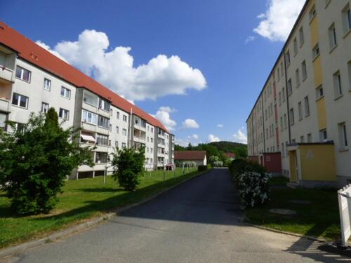 Foto - EINZIEHEN - sanierte Zweiraumwohnung mit Balkon