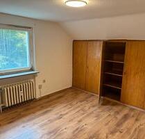 2 ZIMMER DACHGESCHOSSWOHNUNG IN RUHIGER LAGE - Rotenburg an der Fulda
