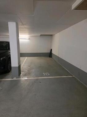 Foto - Garagenstellplatz - 80,00 EUR Miete,