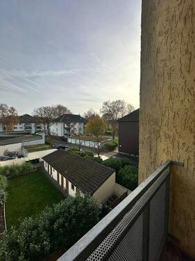 Foto - ...EHRENSACHE... Stilvoll renovierte 2-Zimmer-Wohnung – ideal für Singles oder Paare