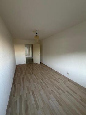 Foto - 4 Zimmer Erdgeschoßwohnung zum Kaufen in Durlangen