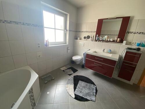 Foto - Einfamilienhaus zur Miete in Urmitz