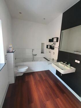 Foto - 2-Zi.-Whg. auf dem Land mit Tageslichtbad und großem Wohnzimmer