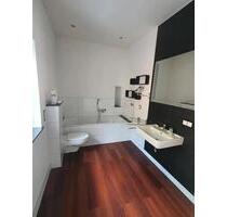 2-Zi.-Whg. auf dem Land mit Tageslichtbad und großem Wohnzimmer - Am Ettersberg