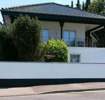 Architektenhaus mit Dachterrasse, Whirlpool und Einliegerwohnung - Wachtberg