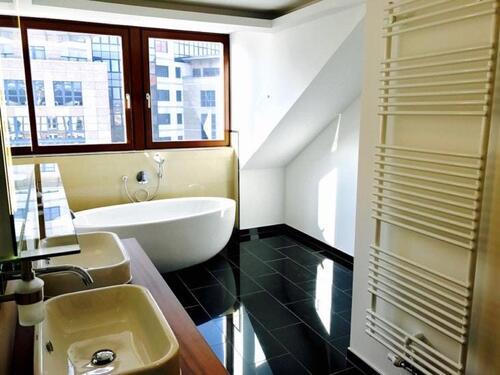 Foto - 4.5 Zimmer Dachgeschoßwohnung zur Miete in Leipzig