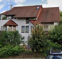 Ruhige 2-Zimmer-Wohnung mit Terrasse und Stellplatz - Bad Neustadt an der Saale