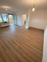 Foto - Schöne renovierte 1-Zimmer-Wohnung mit Balkon und Küche