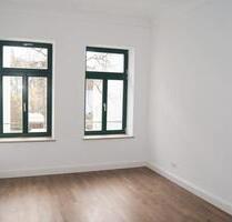 Die ist es! + Parkett + Fußbodenheizung + Lift + ruhige Lage + Wanne & Dusche + 10m² Balkon - Leipzig Südost