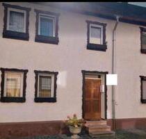 Großes Einfamilienhaus (180 m²) mit Innenhof & Dachstudio (80qm) - Gemünden