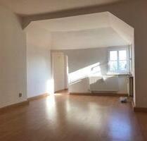 +++ Helle 3 Raum-Dachgeschoss-Wohnung in Merseburg +++