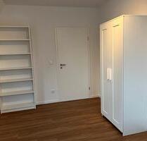 Renovated 6‑Person Flat – All-Inclusive + High-Speed WiFi - Nürnberg Almoshof