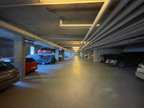 Foto - Tiefgaragenstellplatz zu vermieten