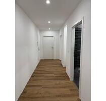 Exklusiv kernsanierte 4-5-Zimmer-Wohnung mit Balkon & Weitblick - Saarbrücken Eschberg