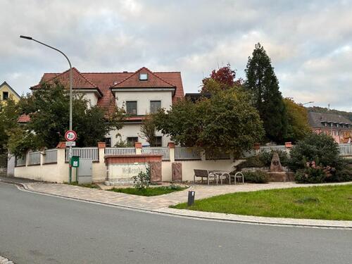 Foto - 10 Zimmer Mehrfamilienhaus, Wohnhaus zum Kaufen in Weißenohe