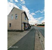 Mehrfamilienhaus mit 3 Wohnungen u .Gewerbeeinheit in 26919 Brak - Brake (Unterweser)