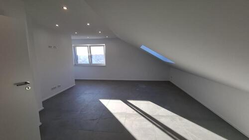 Foto - Gehobene Dachgeschosswohnung im zentraler Lage von Dingden