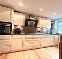 Modernes Familienhaus in ruhiger Lage- kernsaniert, mit Garten - Düren Distelrath