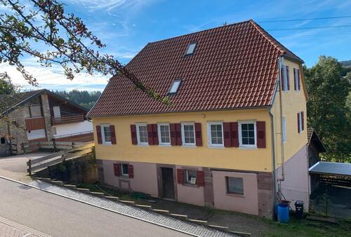 Foto - PROVISIONSFREI: Großes Haus mit fertiger DG-Wohnung