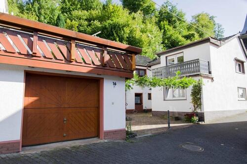 Foto - 2 Familienhaus in ruhiger Ortslage von Kasbach