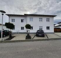 Helle, moderne 3- Zimmer Wohnung in Oberschneiding zu vermieten !