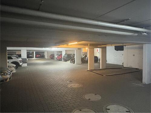 Foto - TIEFGARAGENSTELLPLATZ SCHWAIKHEIM