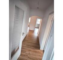 4 Zimmer Mietwohnung RENOVIERT-EBK-BALKON-80m² - Regen