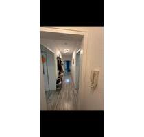 2-Zimmer Wohnung mit Balkon in Krefeld Oppum