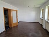 Foto - Schöne Wohnung in Geisenhausen. inkl. Küche. Tiefgarage.