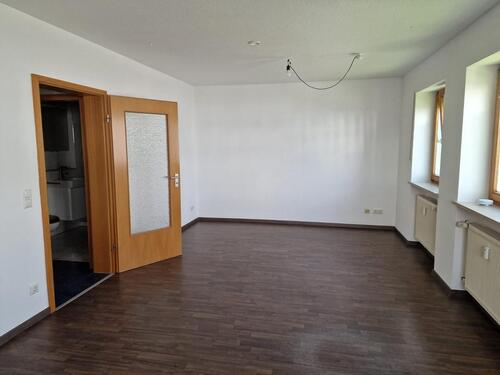 Foto - Schöne Wohnung in Geisenhausen. inkl. Küche. Tiefgarage.