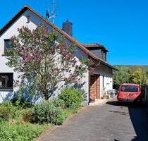 PROVISIONSFREI: 2-Familienhaus mit großem Garten in Waldaschaff