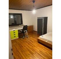 WG Zimmer verfügbar mit Möglichkeit der Anmeldung in Eppelheim