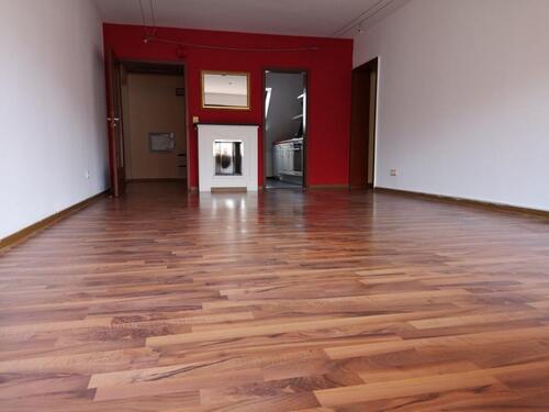 Foto - Großzügige 2-Zi.-Whg. im DG mit Loggia, EBK und TG-Stellplatz