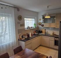 Sehr gut geschnittene 3-Zimmer-Wohnung mit 3 Balkon in Berlin-Spa