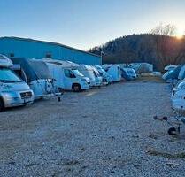 Abstellplatz für Wohnwagen oder Reisemobil - Plüderhausen