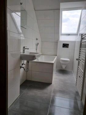 Foto - renovierte 3,5 Zimmer DG-Wohnung zur Miete in Kirchlinde (44379)