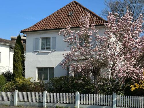 Foto - Großzügiges 1 Familienhaus zwischen Stadtpark und Innenstadt