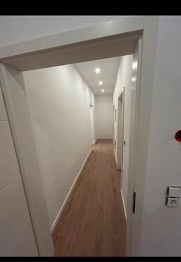 Foto - Kernsanierte 4 ZKB + TerrasseWohnung Erstbezug 01.04