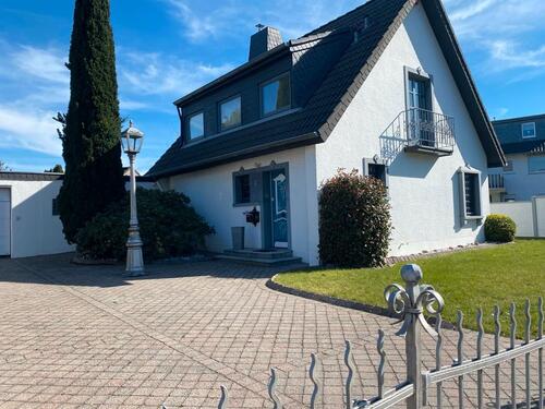Foto - Luxuriöses Einfamilienhaus mit WinterGarten und Garage