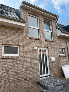 Foto - 4 Zimmer Doppelhaushälfte zur Miete in Wees