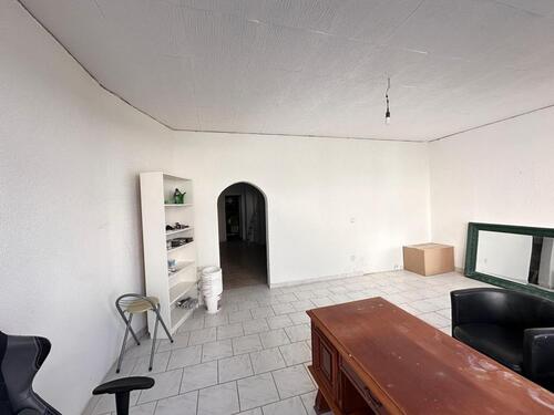 Foto - Ladenlokal zu Vermieten - 550,00&nbsp;EUR Kaltmiete, ca.&nbsp; 70,00&nbsp;m&sup2;