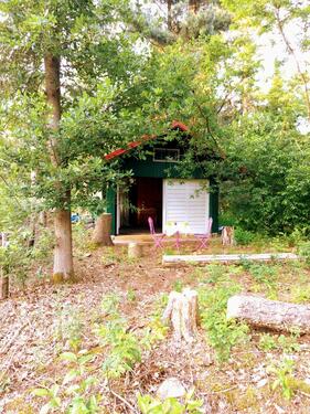Foto - Abgelegenes Wochenendhaus mit eigenem Wald und Wiese
