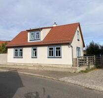 Haus mit Mühlburg-Blick zu vermieten - Drei Gleichen