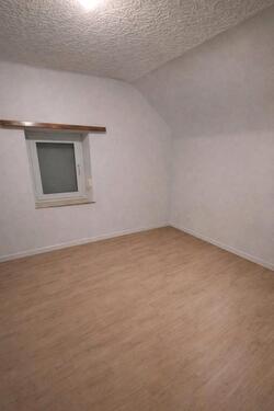 Foto - 7 Zimmer Etagenwohnung zur Miete in Schmelz