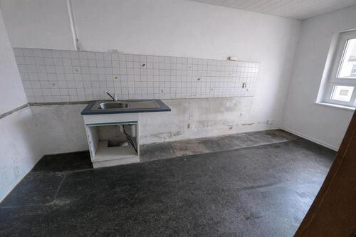 Foto - 7 Zimmer Etagenwohnung in Schmelz