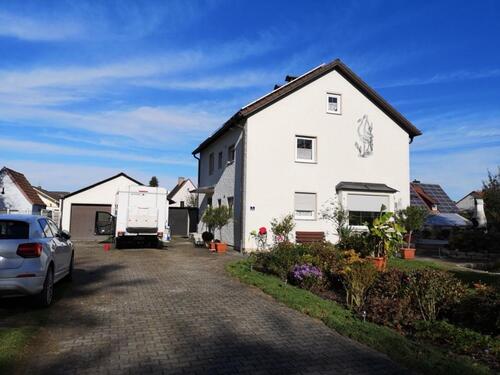 Foto - Haus mit großem Grundstück zu verkaufen