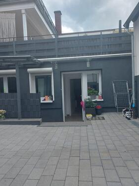 Foto - Schöne 2,5-Zimmer Souterrain Wohnung ab sofort mit Terrasse