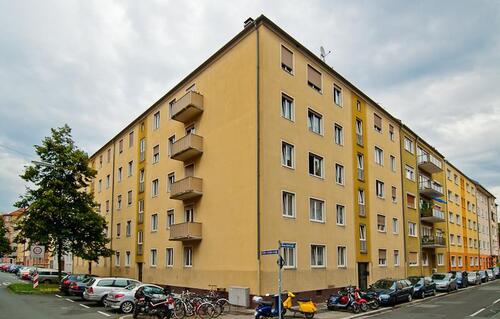 Foto - Top renovierte, geräumige 2,5-Zimmer-Wohnung für Ihre kleine Familie